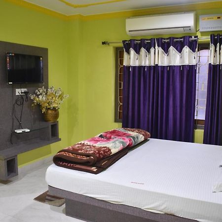 Hotel Suraj Balasore Kültér fotó