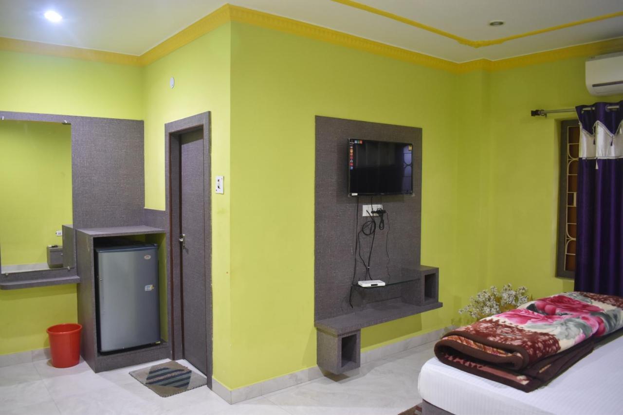 Hotel Suraj Balasore Kültér fotó